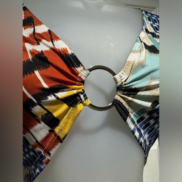 Multicolor Cutout Crop Top and Skirt Set (Size M) - Picture 7 of 8